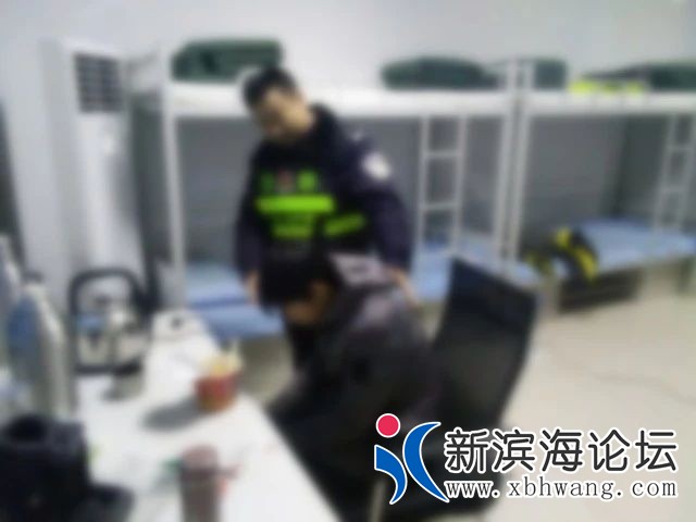 085611zu2cyp4huu1hu4y7.jpg