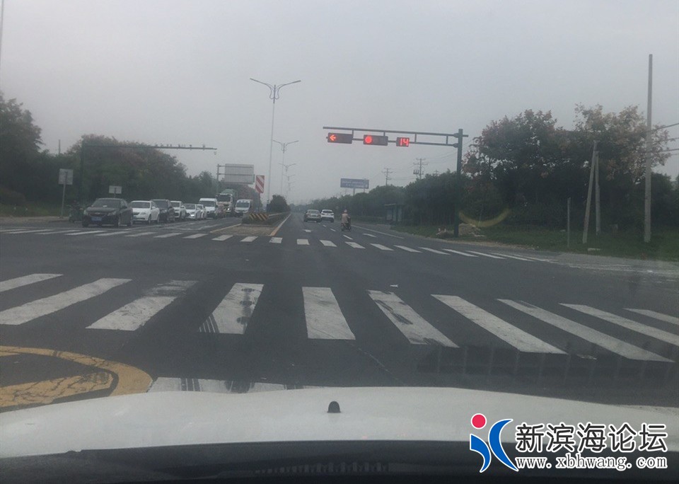 083116svlu0hh42c64cflq.jpg