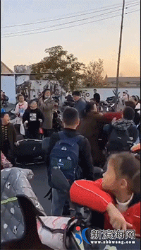 12020111497593.gif