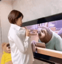 front2_0_FrBPAsxcjh9kjTDQs-SJ3ij1dKkM.1626142400.gif